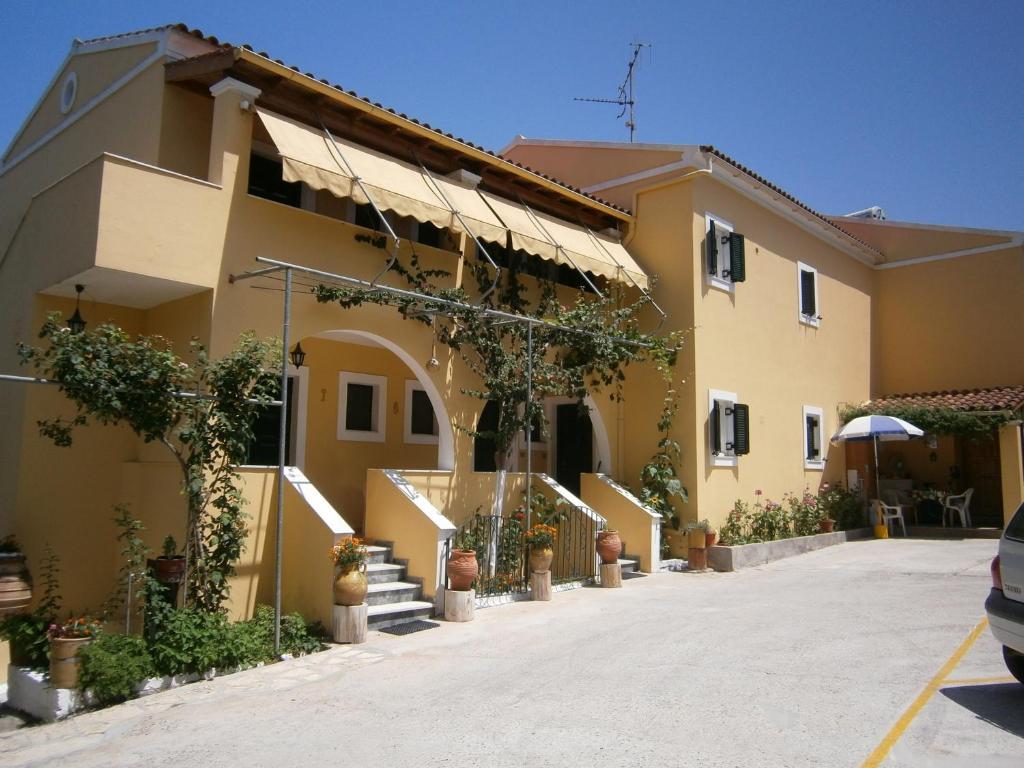 Apartment Athineos