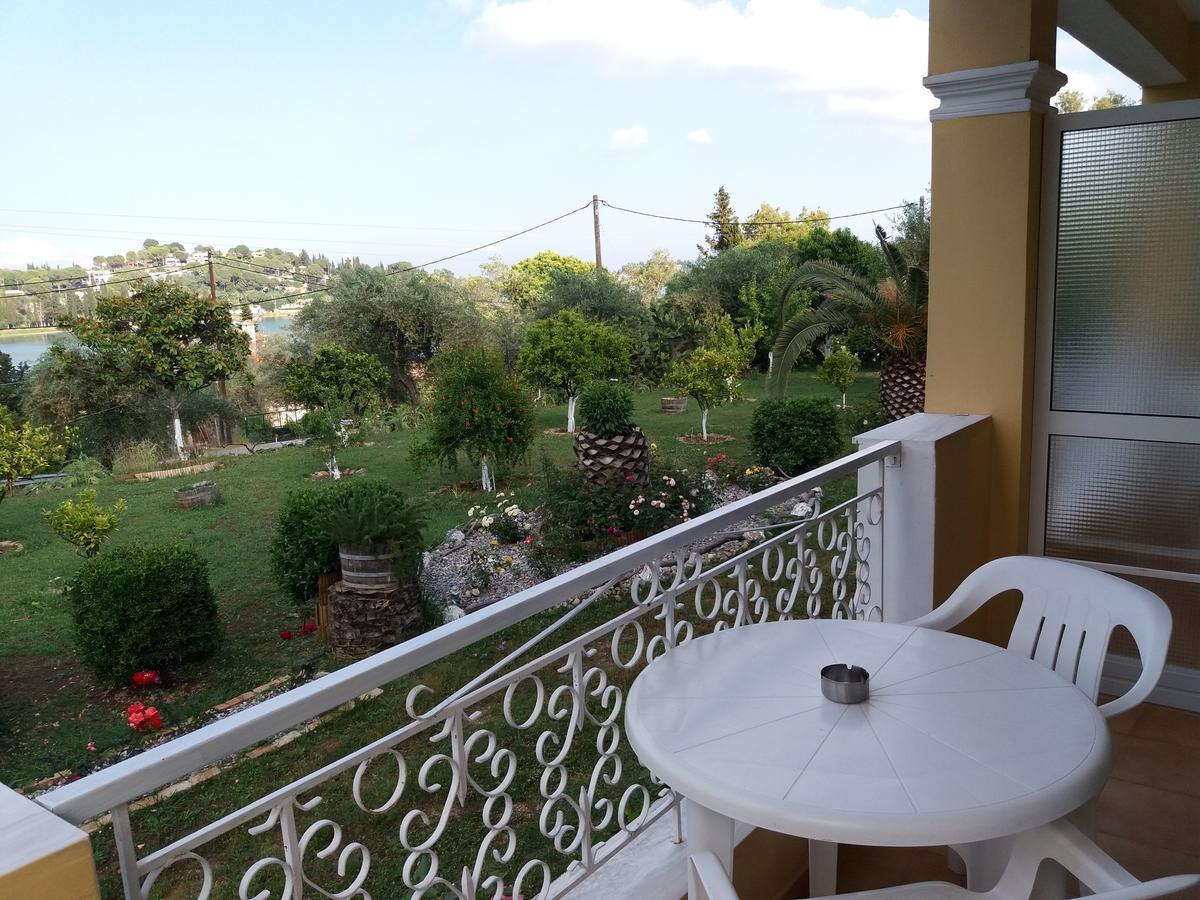 Athineos * Kommeno (Corfu)