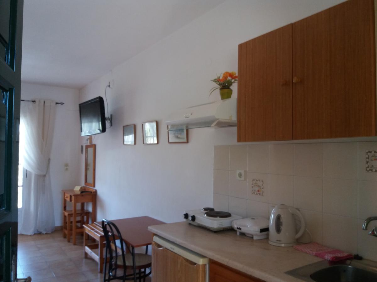 Apartment Athineos *